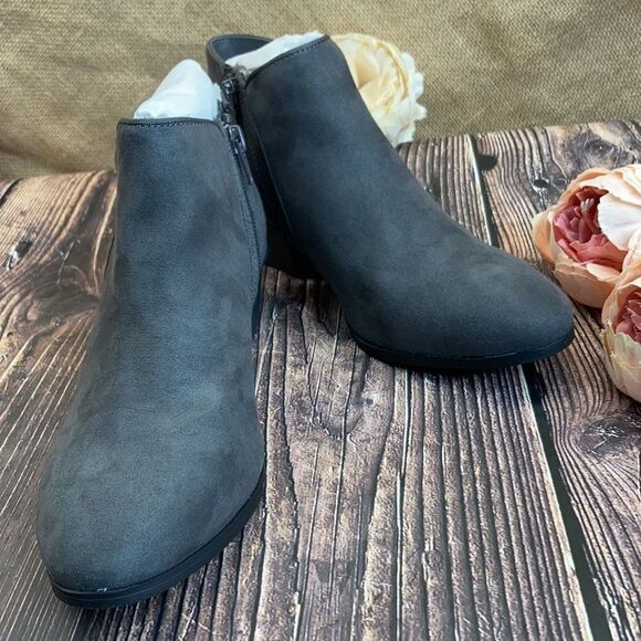 Style & Co Gray Wiley Ankle Booties - Picture 7 of 8